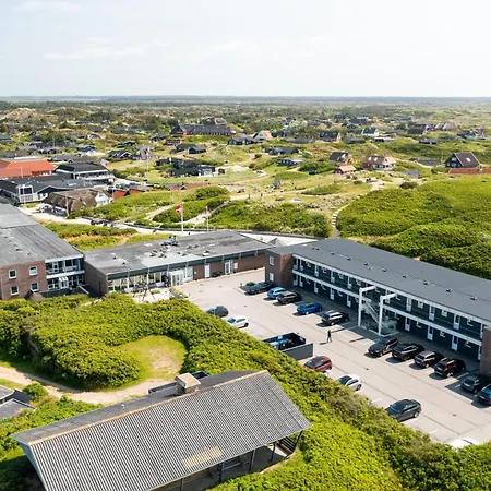 Apartment Paen Og Hyggelig Indrettet Sj3202 Henne Strand